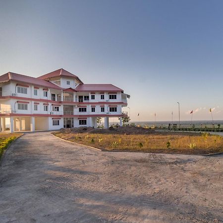 La Vue Resort Kaziranga Exterior photo