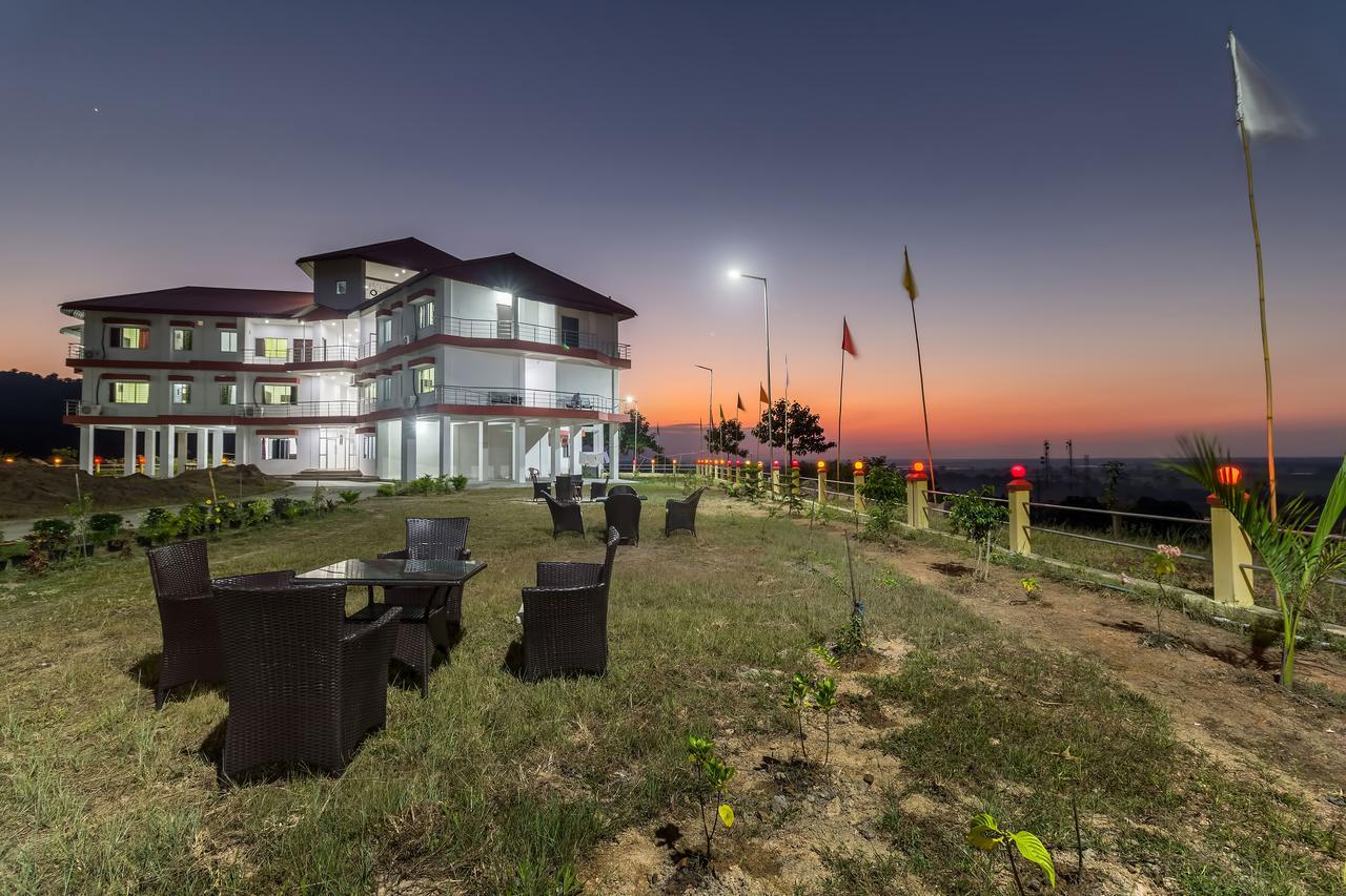 La Vue Resort Kaziranga Exterior photo