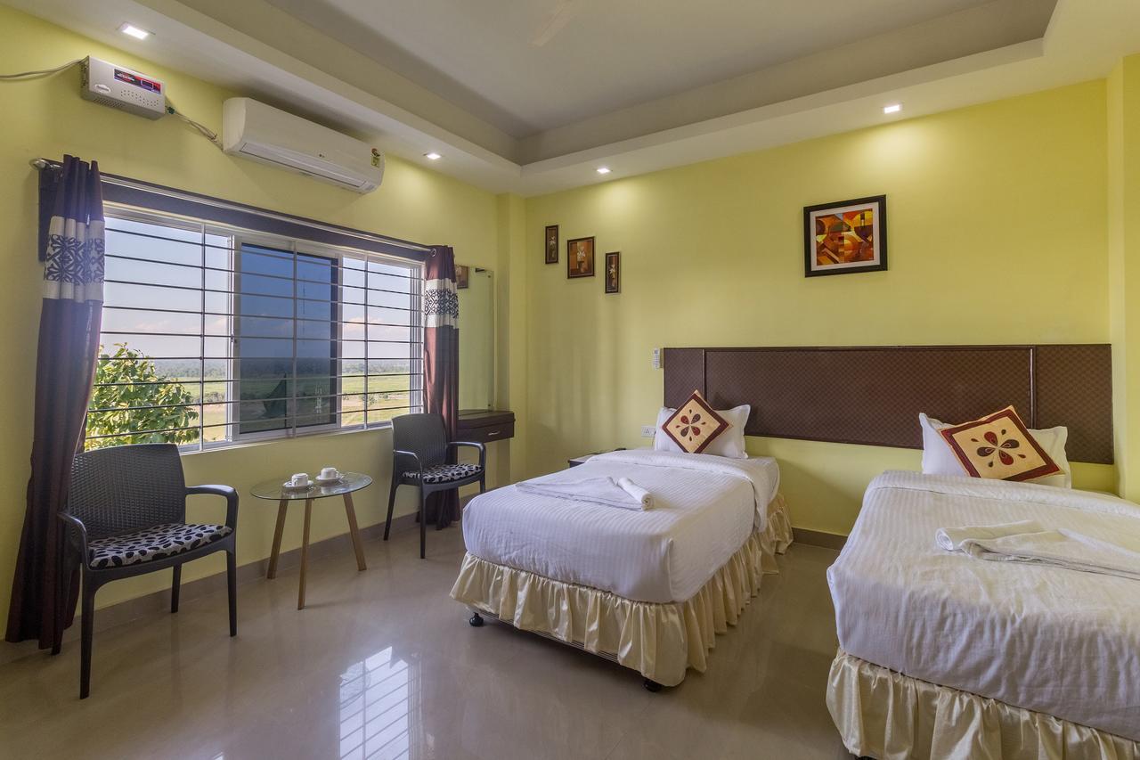 La Vue Resort Kaziranga Exterior photo