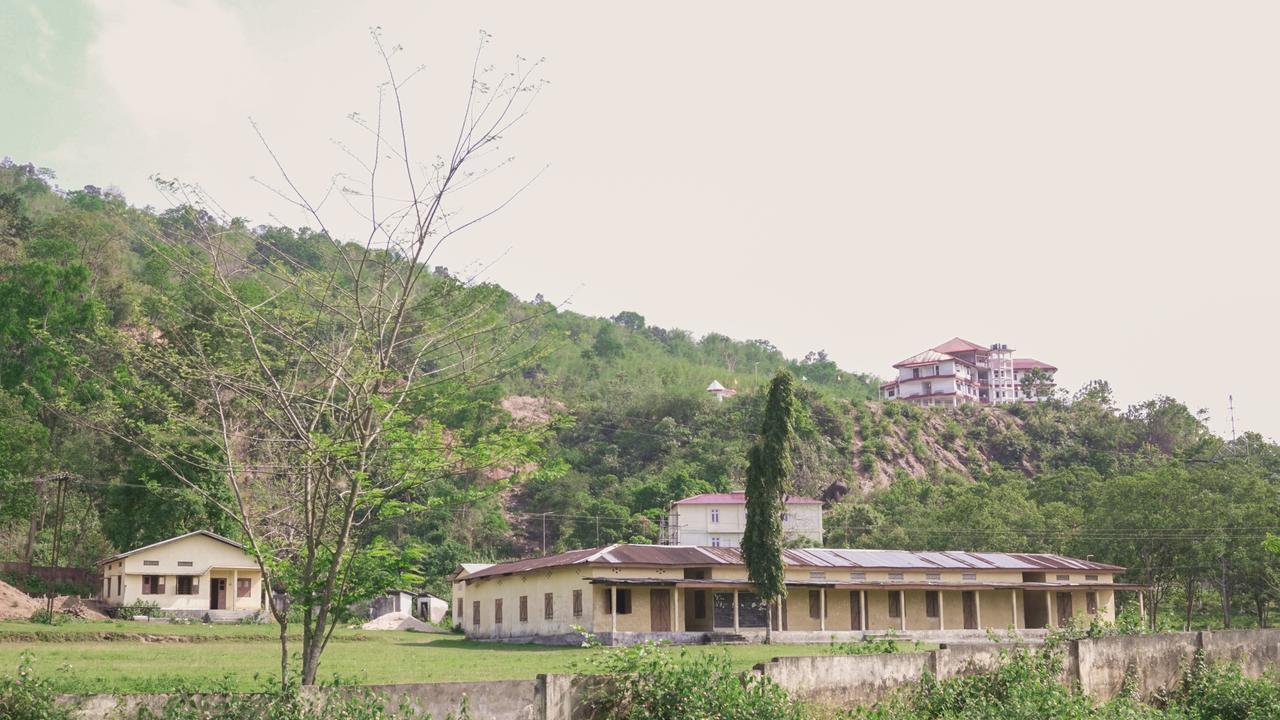 La Vue Resort Kaziranga Exterior photo