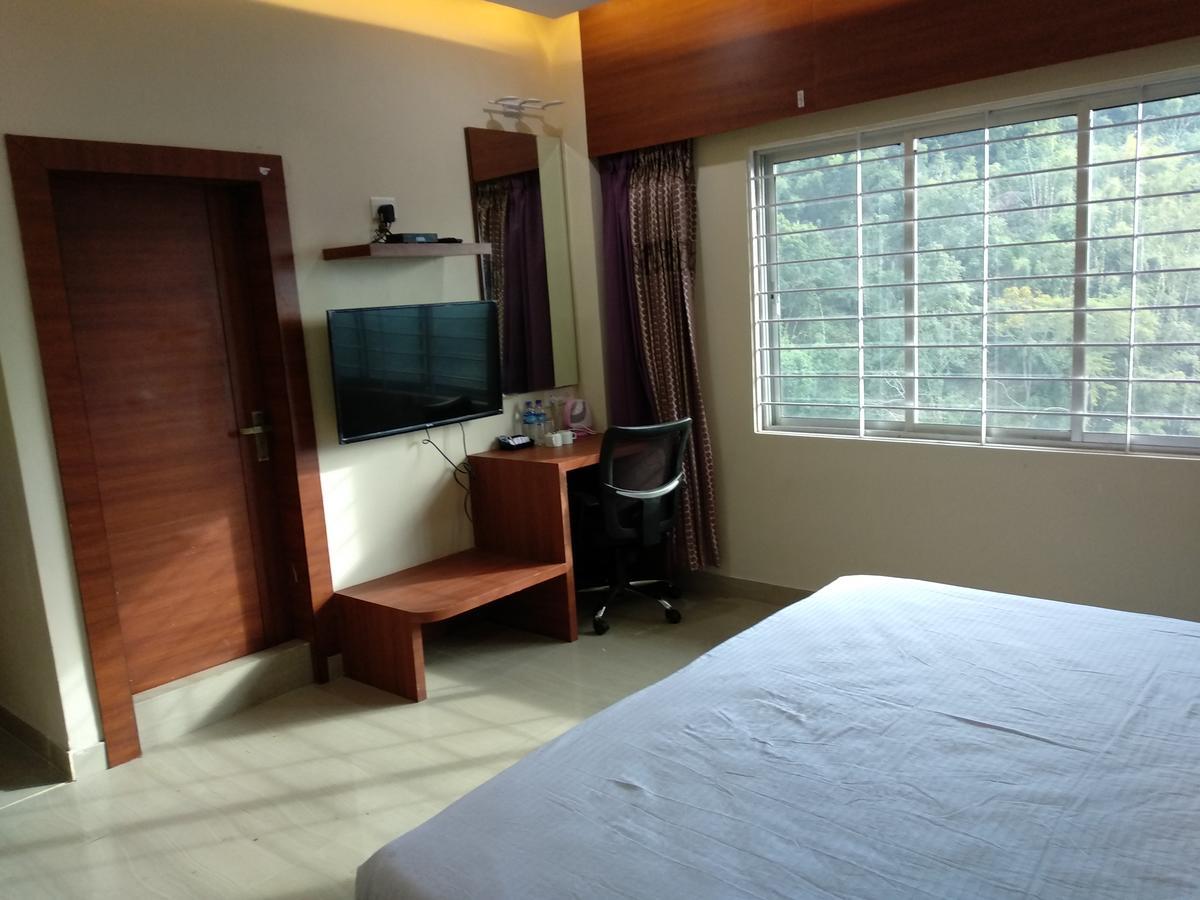 La Vue Resort Kaziranga Exterior photo