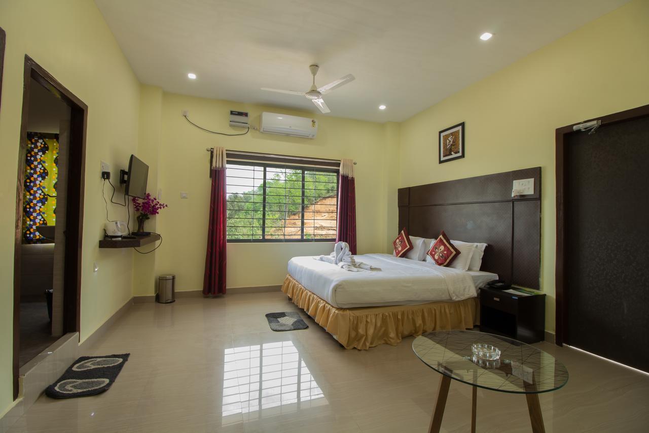 La Vue Resort Kaziranga Exterior photo